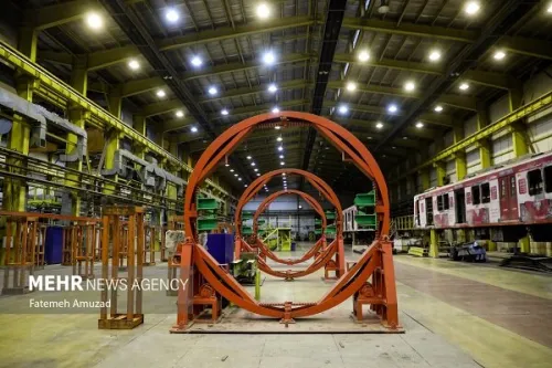 نوسانات بازار صنعتی رونق تولید با اخطار فشار بر مصرف کننده