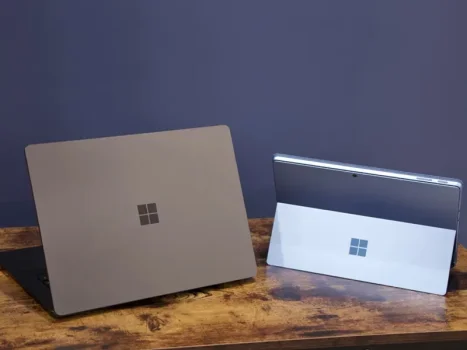مقایسه سرفیس پرو ۱۱ و سرفیس لپ تاپ ۷